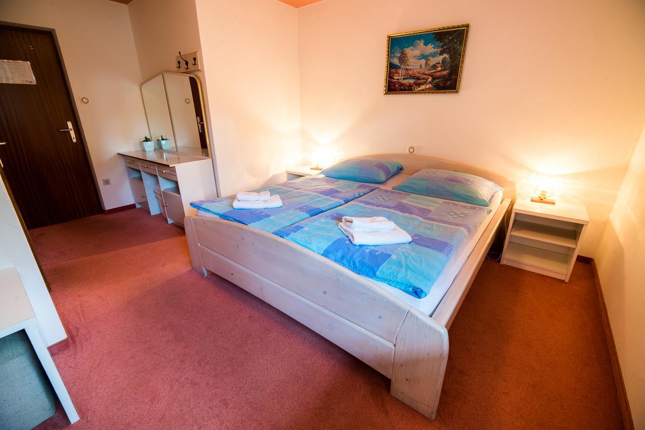 Bed & Breakfast Hisa Resje ボーヒニ 部屋 写真