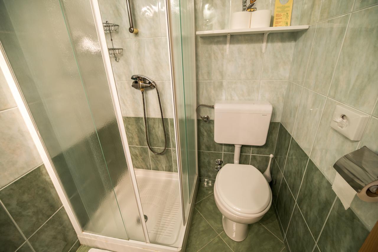 Bed & Breakfast Hisa Resje ボーヒニ 部屋 写真