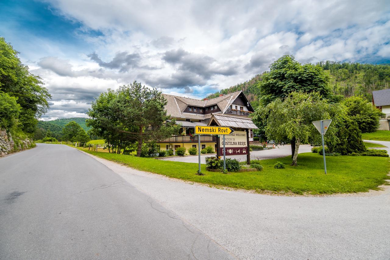 Bed & Breakfast Hisa Resje ボーヒニ エクステリア 写真